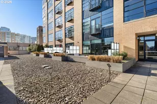 420 NW 11th Ave, Portland, OR 97209 - Photo 43