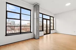 420 NW 11th Ave, Portland, OR 97209 - Photo 11