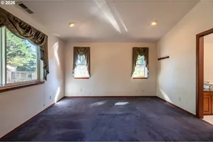 277 10th St SE, Bandon, OR 97411 - Photo 37