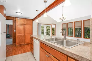 111 NE 194th Ave, Portland, OR 97230 - Photo 13
