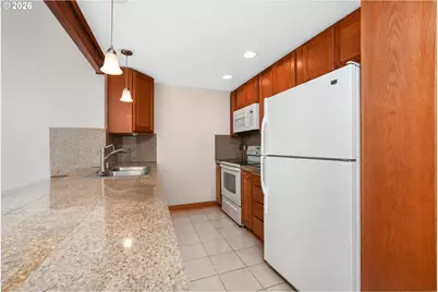 111 NE 194th Ave, Portland, OR 97230 - Photo 15