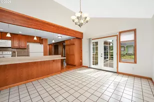 111 NE 194th Ave, Portland, OR 97230 - Photo 17