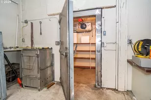 5339 Hardscrabble Rd, Drain, OR 97435 - Photo 35