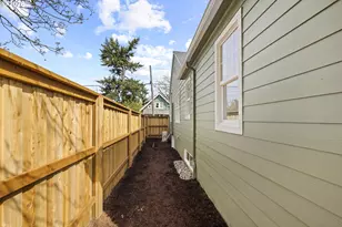 1224 NE Roselawn St, Portland, OR 97211 - Photo 39