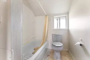 643 SE Parrott St, Roseburg, OR 97470 - Photo 27