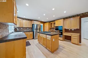 12420 SW Harlequin Dr, Beaverton, OR 97007 - Photo 11