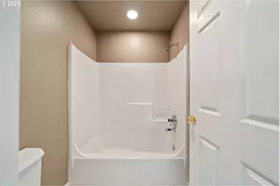 12420 SW Harlequin Dr, Beaverton, OR 97007 - Photo 37