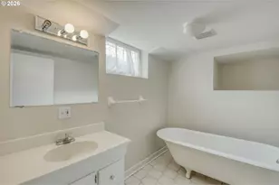 5819 N Concord Ave, Portland, OR 97217 - Photo 23