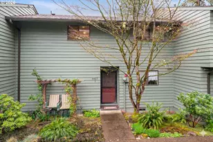 4427 Fox Hollow Rd, Eugene, OR 97405 - Photo 1