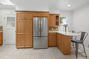 2742 Bluff Ave SE, Salem, OR 97302 - Photo 17