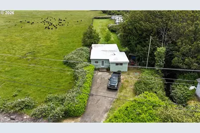 95224 N Bank Rogue River Rd, Gold Beach, OR 97444 - Photo 15