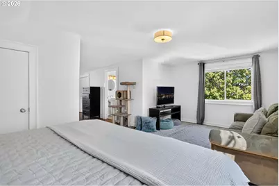 6826 N Congress Ave, Portland, OR 97217 - Photo 21