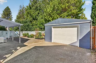 6826 N Congress Ave, Portland, OR 97217 - Photo 27