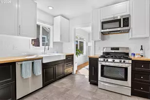 6826 N Congress Ave, Portland, OR 97217 - Photo 13