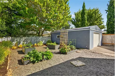6826 N Congress Ave, Portland, OR 97217 - Photo 29