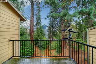 172 NE 79th Ave, Hillsboro, OR 97006 - Photo 27