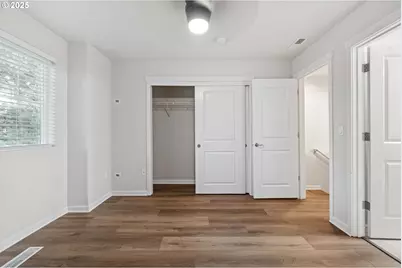 172 NE 79th Ave, Hillsboro, OR 97006 - Photo 21