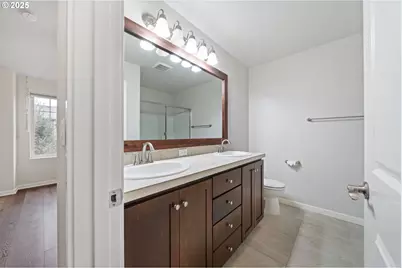 172 NE 79th Ave, Hillsboro, OR 97006 - Photo 19