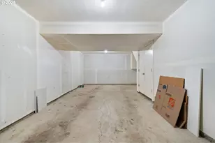 172 NE 79th Ave, Hillsboro, OR 97006 - Photo 5