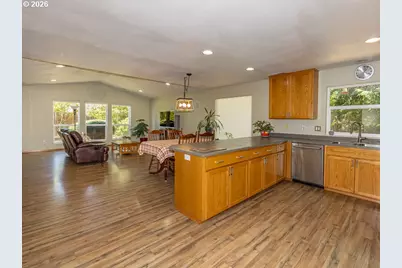 18702 NE 85th Ave, Battle Ground, WA 98604 - Photo 17