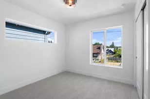 4368 NE Going St, Portland, OR 97218 - Photo 9