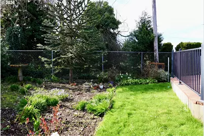 4005 S F St, Springfield, OR 97478 - Photo 25