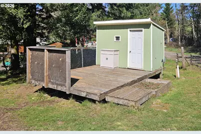 210 Webster Ln, Woodland, WA 98674 - Photo 5