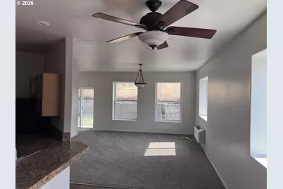 746 E Catherine Ave, Hermiston, OR 97838 - Photo 9