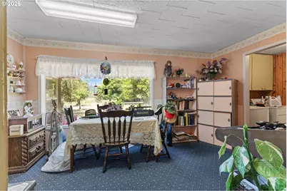94714 Conklin Meadow Ln, Broadbent, OR 97414 - Photo 29