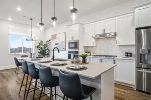 18064 SW Alvord Ln, Beaverton, OR 97007 - Photo 5