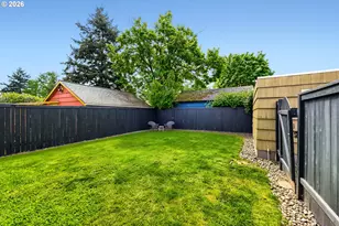 5812 SE Bush St, Portland, OR 97206 - Photo 25