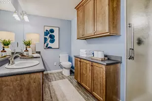 13039 NE Morris St, Portland, OR 97230 - Photo 17