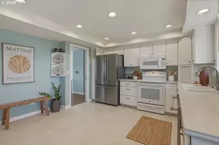 13039 NE Morris St, Portland, OR 97230 - Photo 11