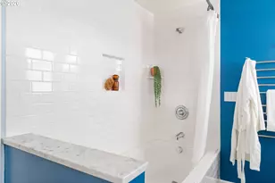 124 NE 18th Ave, Portland, OR 97232 - Photo 29