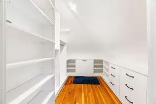 124 NE 18th Ave, Portland, OR 97232 - Photo 25