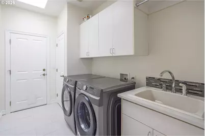 10520 SE Isaac Dr, Happy Valley, OR 97086 - Photo 17