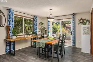4574 SE 85th Ave, Portland, OR 97266 - Photo 9
