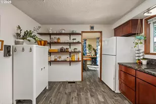 4574 SE 85th Ave, Portland, OR 97266 - Photo 13