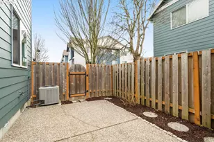 17428 SW September Ln, Beaverton, OR 97003 - Photo 23