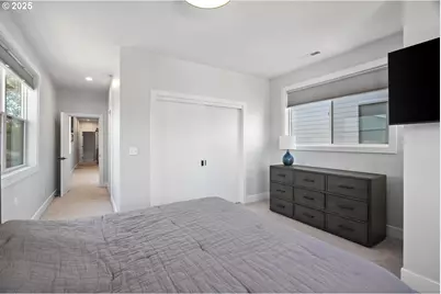 5424 SE Knapp St, Portland, OR 97206 - Photo 17