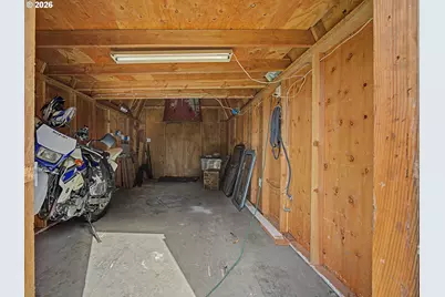 8695 SE Roots Rd, Clackamas, OR 97015 - Photo 19