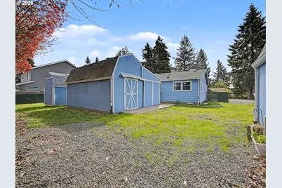 8695 SE Roots Rd, Oatfield, OR 97015 - Photo 33