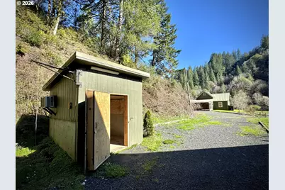 769 Deans Creek Rd, Reedsport, OR 97467 - Photo 31