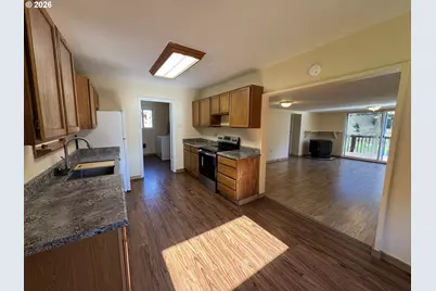 769 Deans Creek Rd, Reedsport, OR 97467 - Photo 7