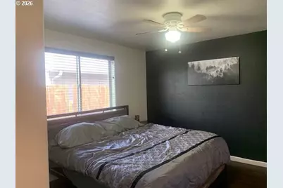 1048 Kees St, Lebanon, OR 97355 - Photo 11