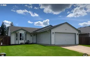 1048 Kees St, Lebanon, OR 97355 - Photo 1