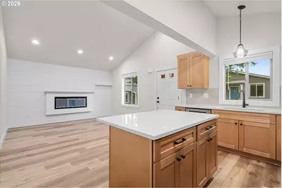 12294 Meadowlawn Dr, Oregon City, OR 97045 - Photo 11