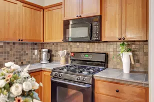 28745 SW Costa Cir E, Wilsonville, OR 97070 - Photo 3