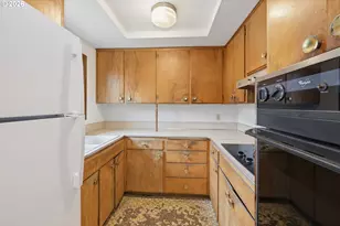 840 Barrett Ave, Eugene, OR 97404 - Photo 11