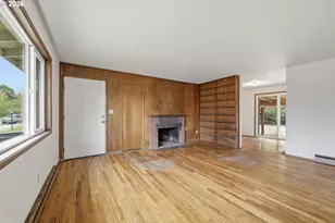 840 Barrett Ave, Eugene, OR 97404 - Photo 3